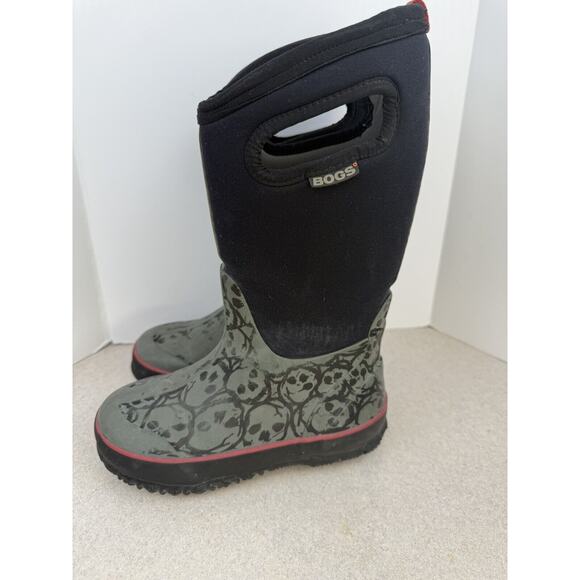 Kidz Bogg Boots Black Red Kids Size 13 Skulls Classic Slip On - Picture 5 of 10